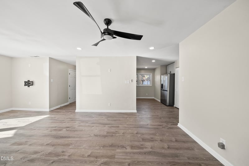 2910 Driftwood Dr, Durham, NC 27707