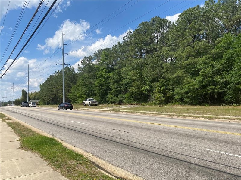 2910 Murchison Rd, Fayetteville, NC 28301