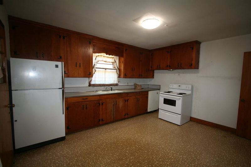 2910 Shady Grove Rd, Durham, NC 27703