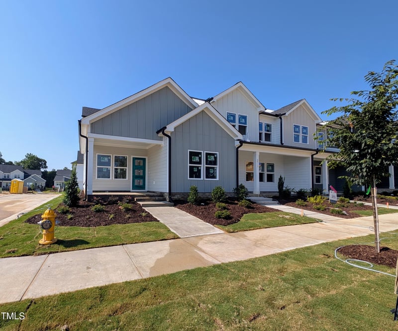 2911 Alyssa Ct, Raleigh, NC 27604