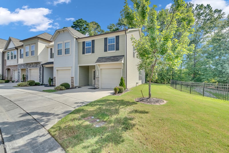 2911 Benevolence Dr, Raleigh, NC 27610