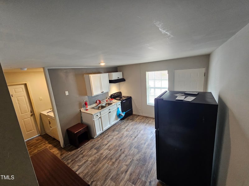 2911 Boone Trl, Raleigh, NC 27610