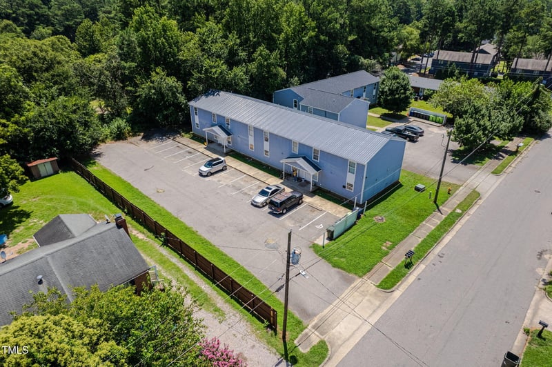2911 Boone Trl, Raleigh, NC 27610