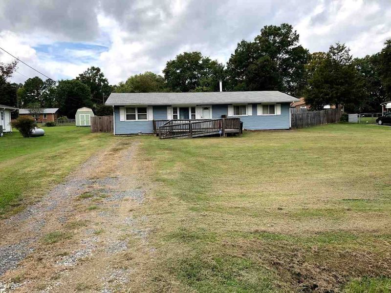 2911 Davie Dr, Durham, NC 27704