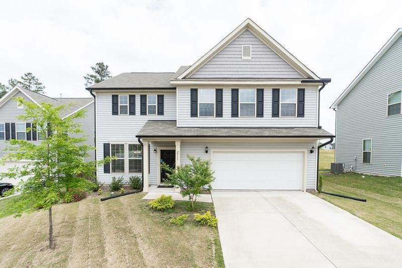 2911 Long Meadow Ln, Durham, NC 27703