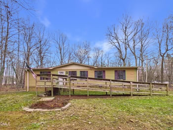 2911 Maple Ave, Efland, NC 27243