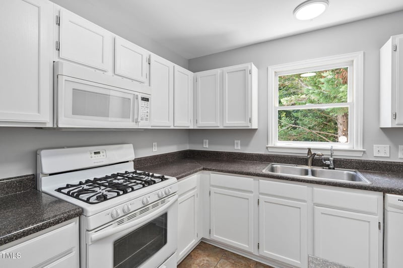 2912 Enson Pl, Raleigh, NC 27603