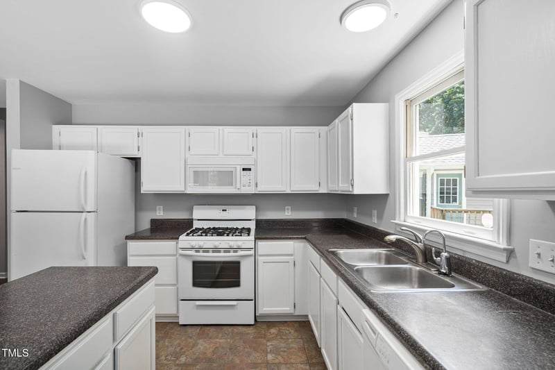 2912 Enson Pl, Raleigh, NC 27603