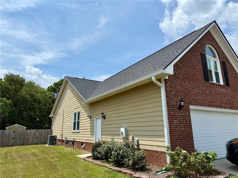 2912 Franzia Dr, Fayetteville, NC 28306