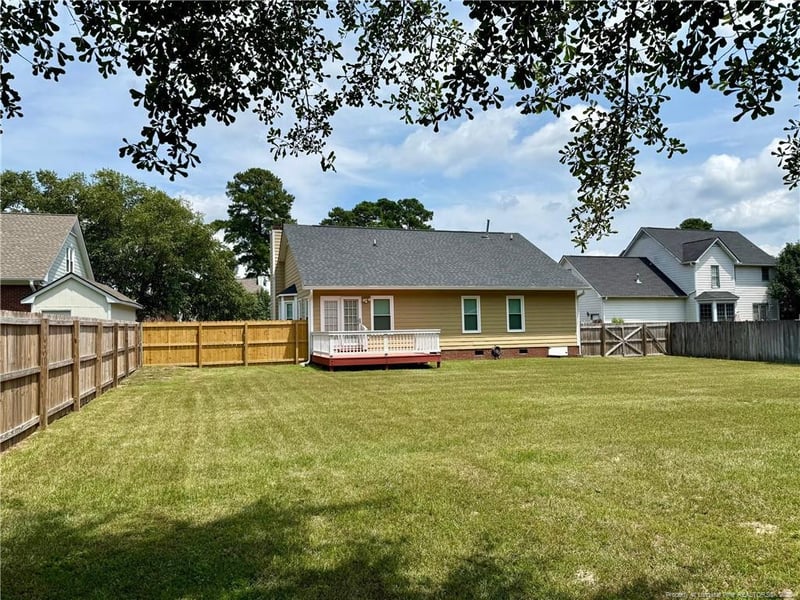 2912 Franzia Dr, Fayetteville, NC 28306