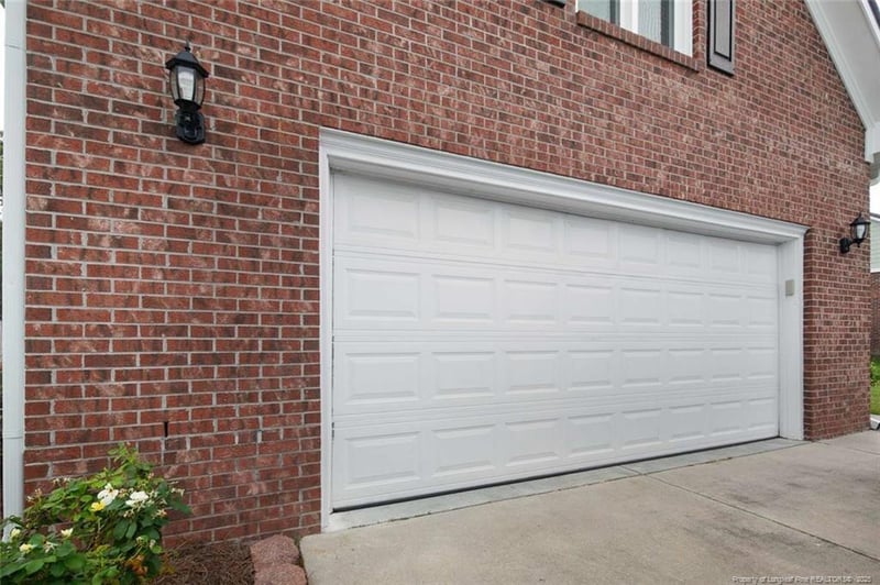 2912 Franzia Dr, Fayetteville, NC 28306