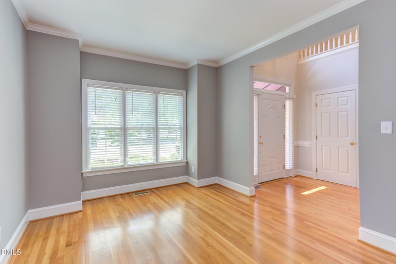 2912 Hawtree Dr, Raleigh, NC 27613