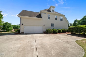2912 Oak Bridge Dr, Raleigh, NC 27610