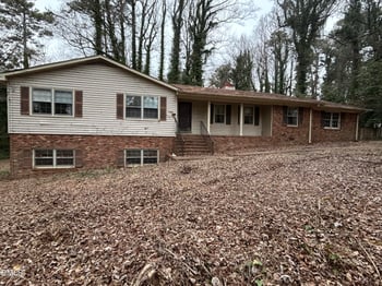 2912 Oxford Rd, Henderson, NC 27536