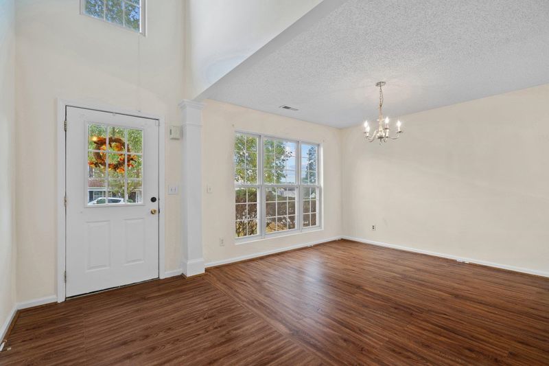 2912 Trassacks Dr, Raleigh, NC 27610