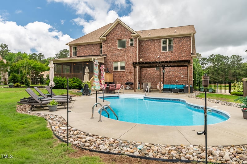 2912 Turning Brook Ln, Raleigh, NC 27616