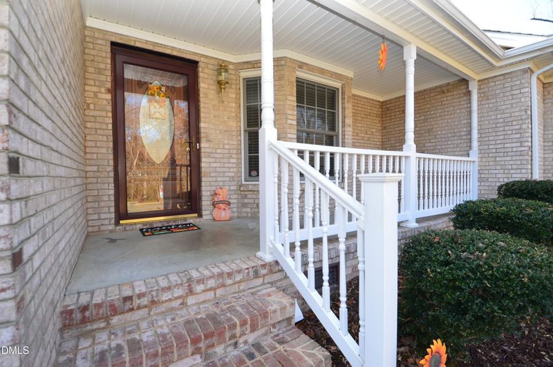 2913 Alamance Rd, Burlington, NC 27215