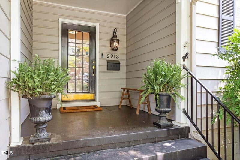 2913 Anderson Dr, Raleigh, NC 27608