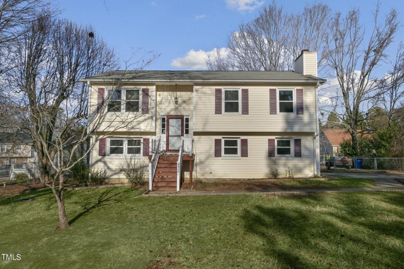2913 Slippery Elm Dr, Raleigh, NC 27610