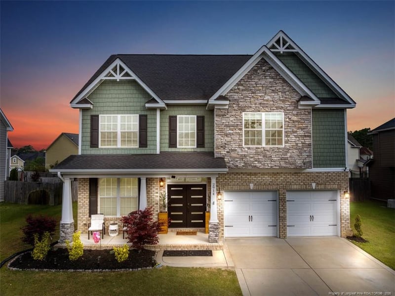 2914 Cragburn Pl, Fayetteville, NC 28306