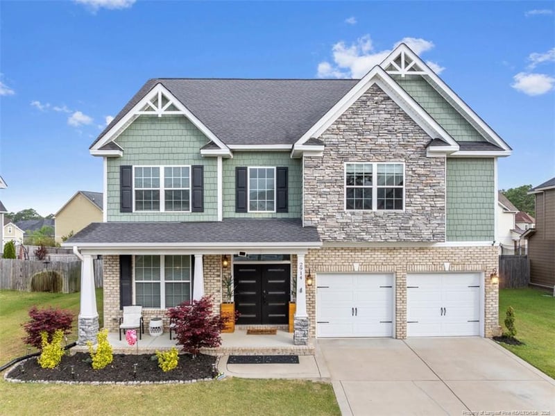 2914 Cragburn Pl, Fayetteville, NC 28306