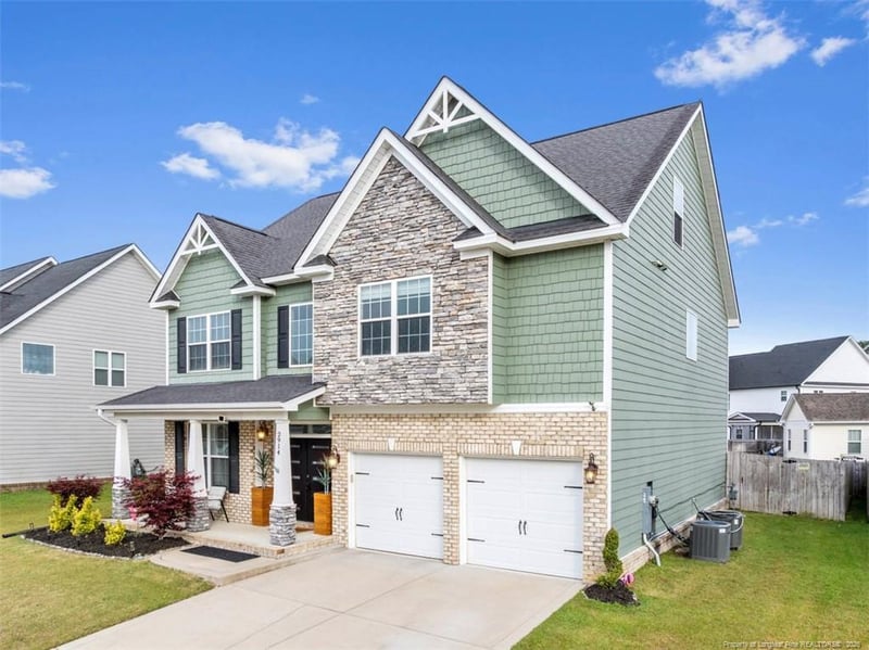 2914 Cragburn Pl, Fayetteville, NC 28306