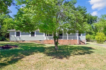 2914 Dothan Dr, Fayetteville, NC 28306