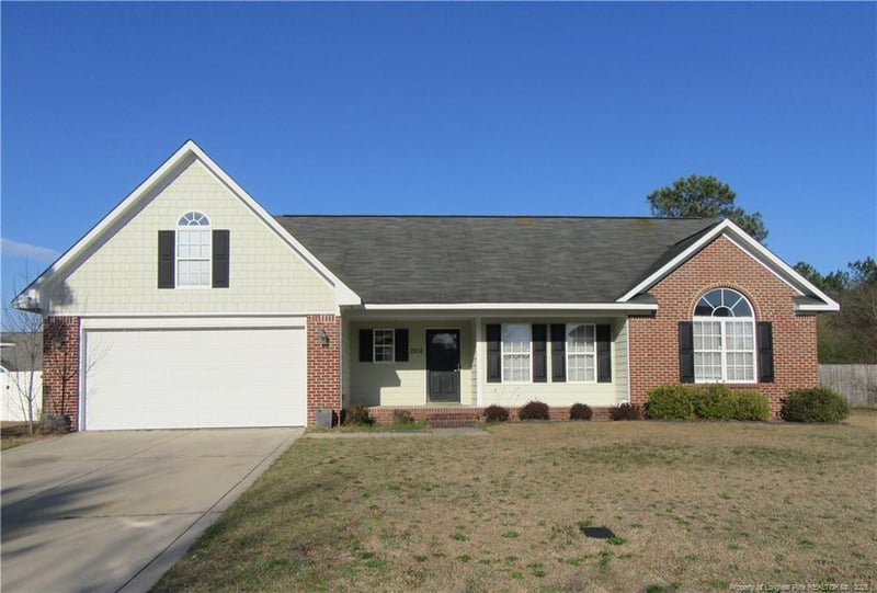 2914 Flowering Bradford Way, Fayetteville, NC 28306