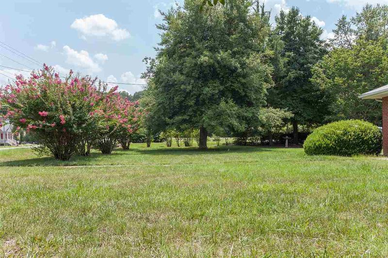 2915 Sparger Rd, Durham, NC 27705