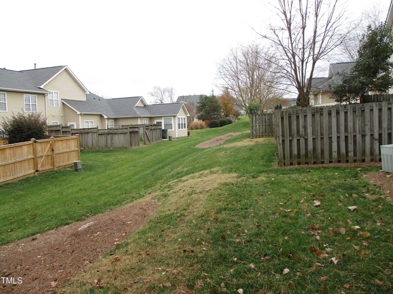 2916 Andover Glen Rd, Raleigh, NC 27604