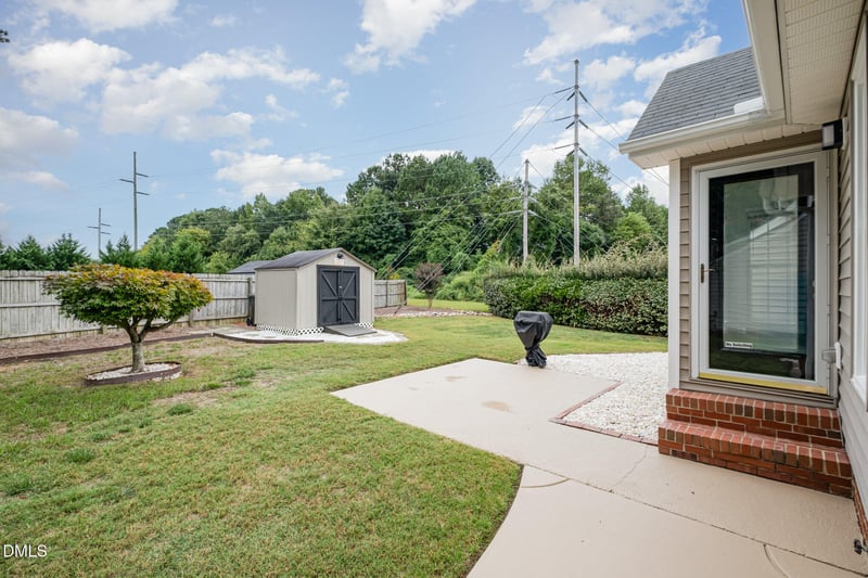 2916 Bannf Ct, Raleigh, NC 27604
