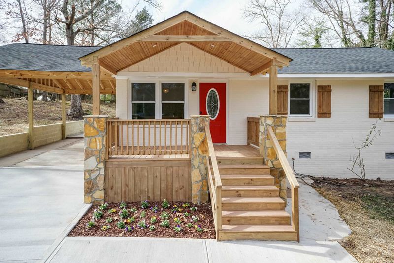 2916 Beechwood Dr, Durham, NC 27707