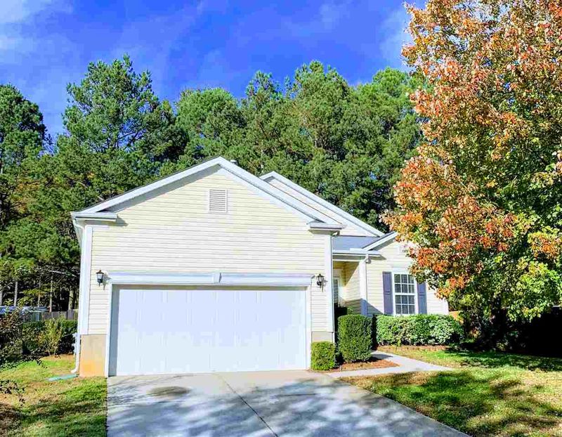 2916 Sawyers Mill Dr, Apex, NC 27539
