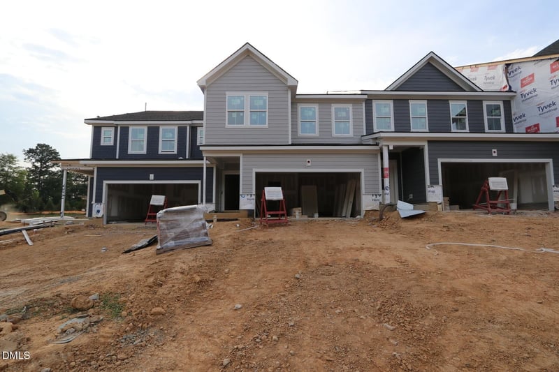 2916 Walden Rd, Apex, NC 27502