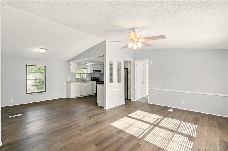2917 Dothan Dr, Fayetteville, NC 28306