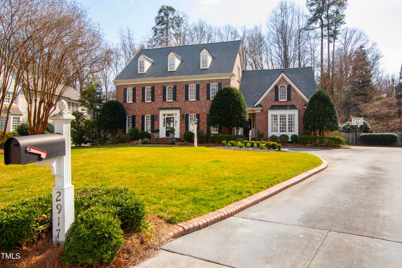 2917 Lake Boone Pl, Raleigh, NC 27608