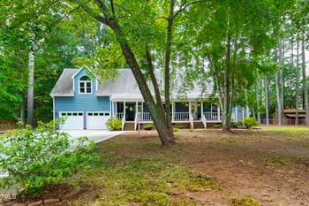 2917 Trestle Ct, Fuquay Varina, NC 27526