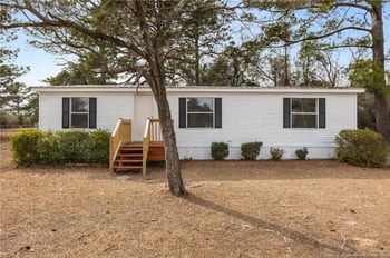 2918 Dothan Dr, Fayetteville, NC 28306