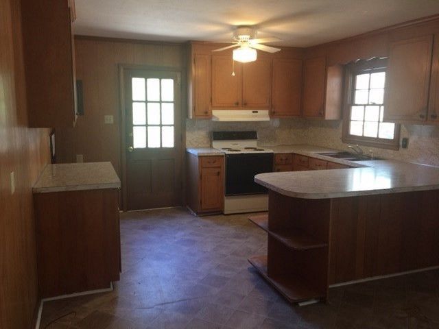2918 Gretmar Dr, Durham, NC 27705