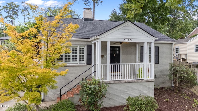2918 Oberlin Rd, Raleigh, NC 27608