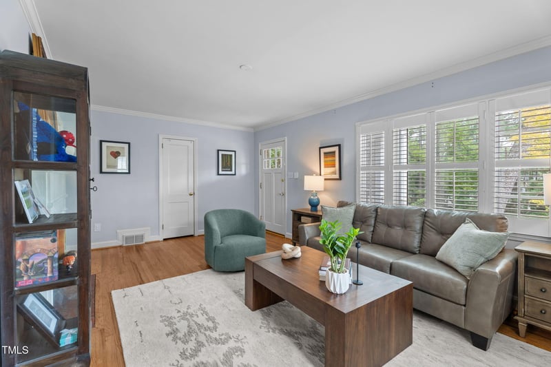2918 Oberlin Rd, Raleigh, NC 27608