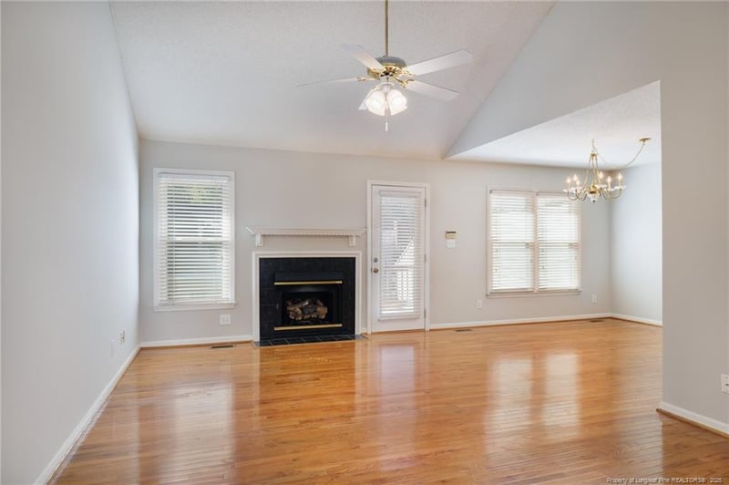 2919 Amelia Dr, Fayetteville, NC 28304