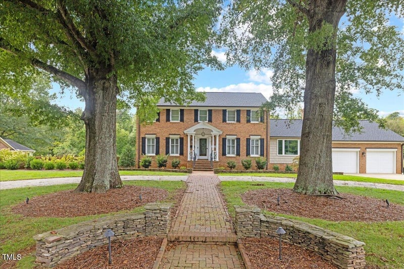 2919 Truitt Dr, Burlington, NC 27215