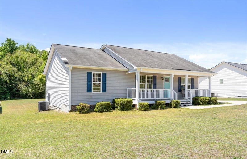 292 Critcher Farm Ln, Benson, NC 27504