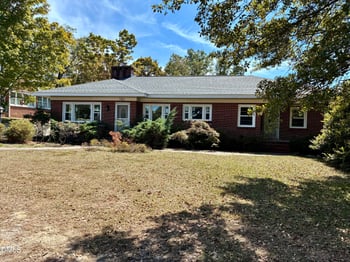 292 Depot St, Angier, NC 27501