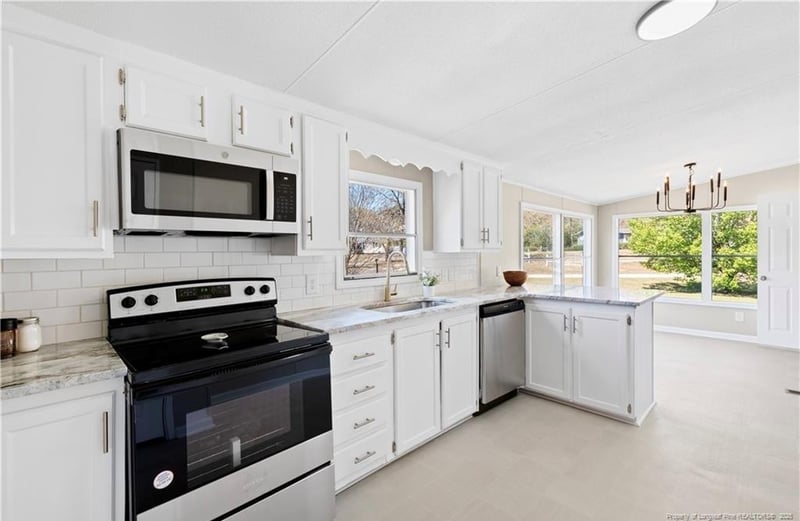 292 Grenada Rd, Fayetteville, NC 28306