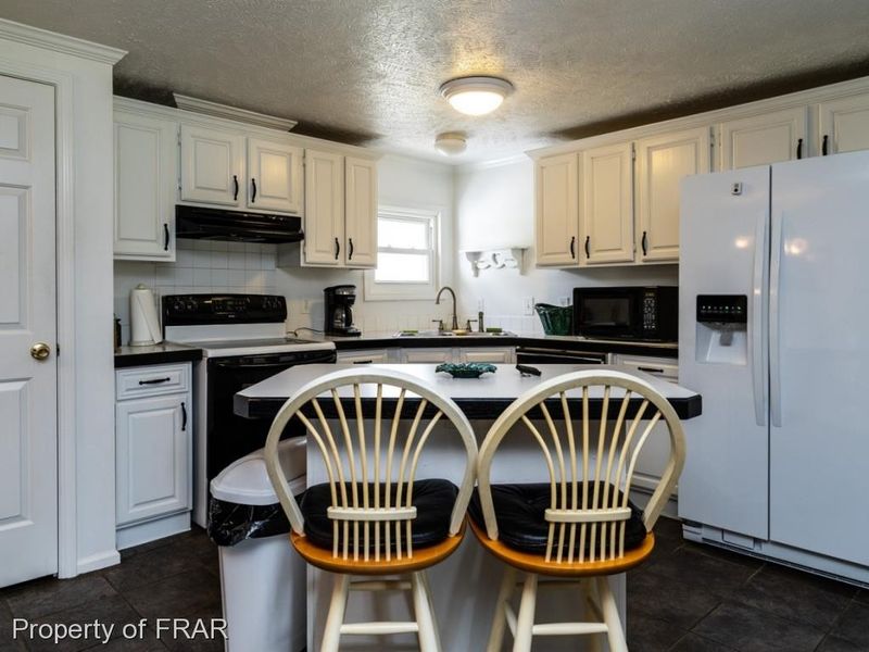 292 Lower River Rd, Sanford, NC 27330