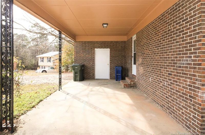 292 Murray Fork Dr, Fayetteville, NC 28314