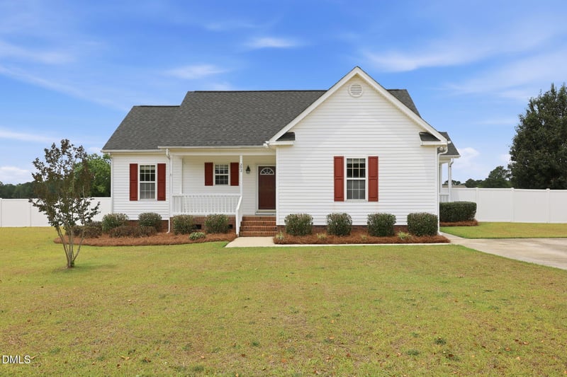 292 River Birch Rn, Coats, NC 27521
