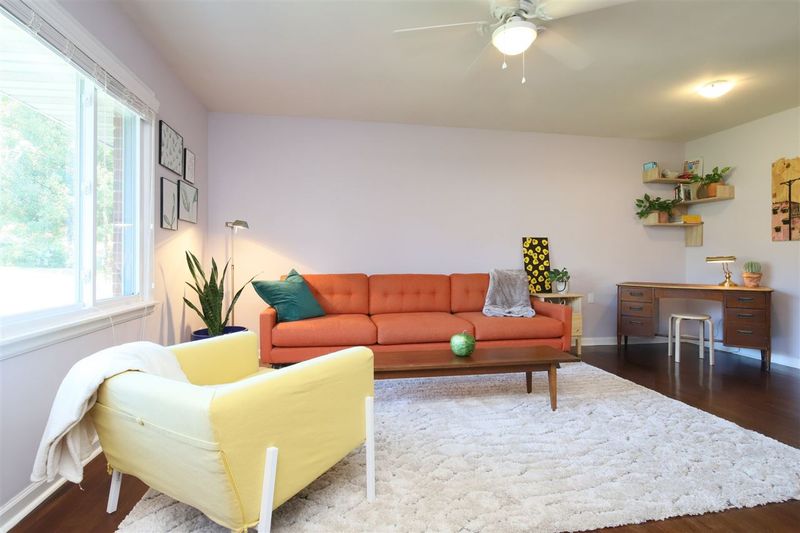 2920 Davie Dr, Durham, NC 27704